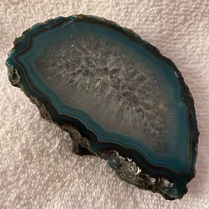 Blue dyed agate